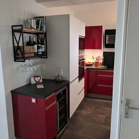 French Riviera 4 Rent In Marina Baie Des Anges شقة *